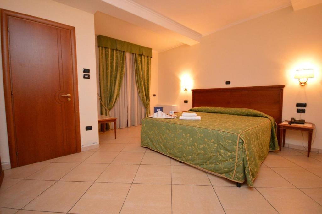 Hotel Residence Il Gabbiano Cirò Marina Zimmer foto